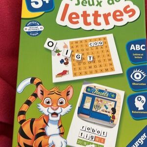 To learn French- jeux de lettres like NEW